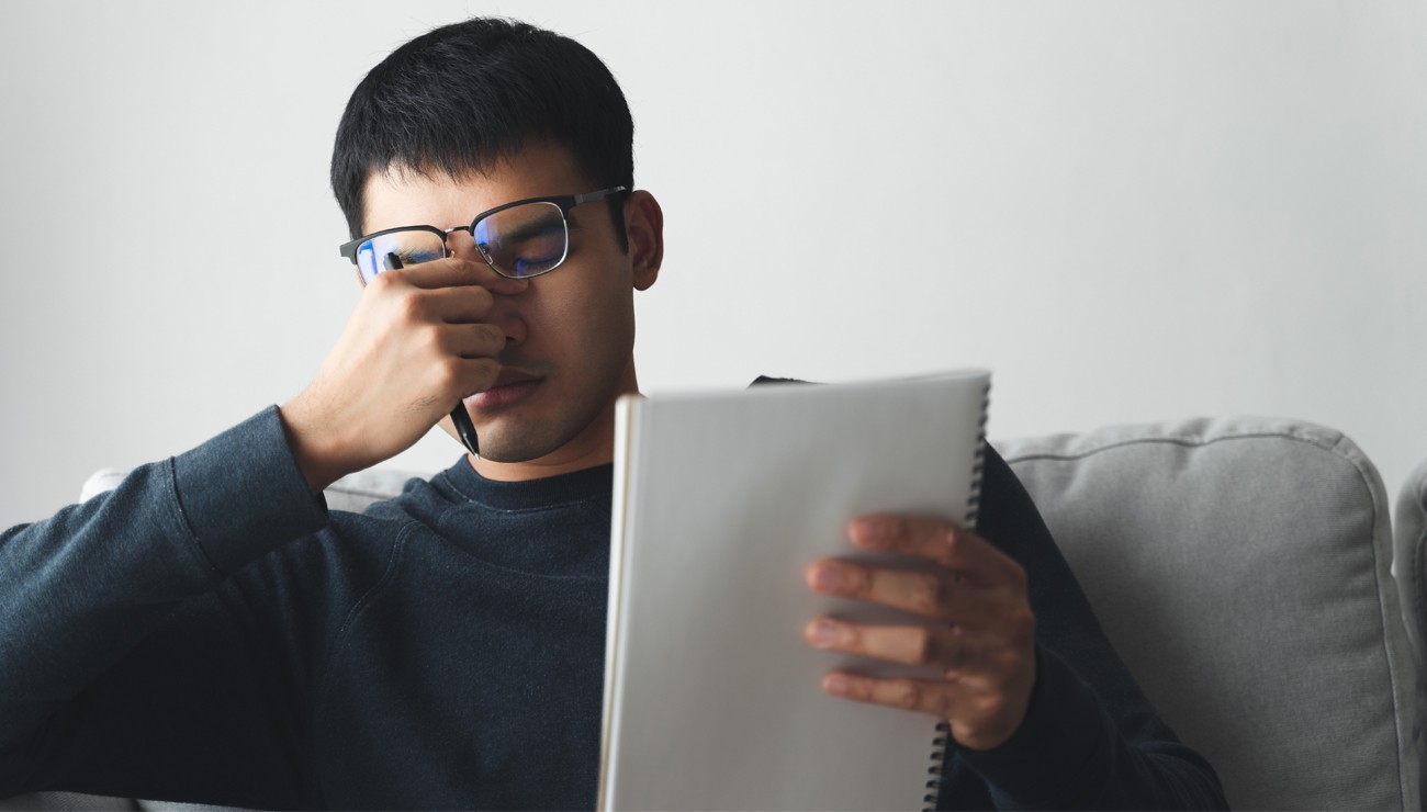 ☕ Από τον καφέ στο laptop: οι συνήθειες που κουράζουν τα μάτια μαςphoto