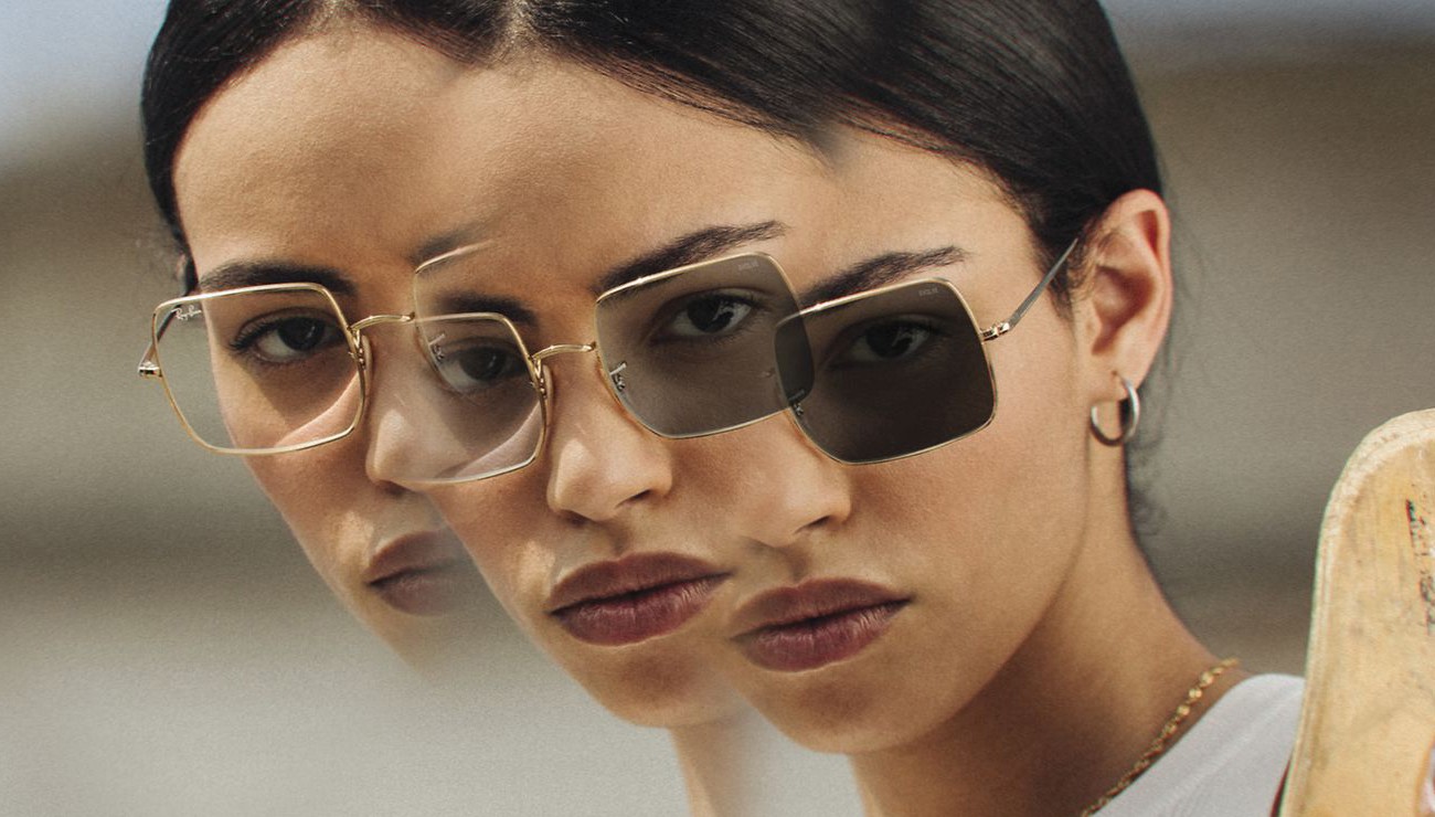 Φωτοχρωμικά Γυαλιά Ηλίου: Η Τάση του 2026 που αλλάζει τα πάνταphoto